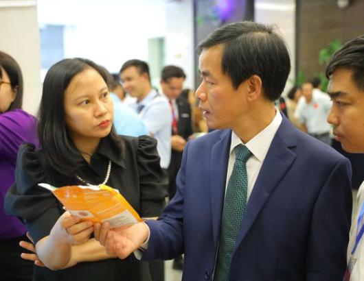 Phạm L&ecirc; Nguy&ecirc;n Hảo - C&ocirc; g&aacute;i mang ' Đặc sản Huế ' ra thế giới