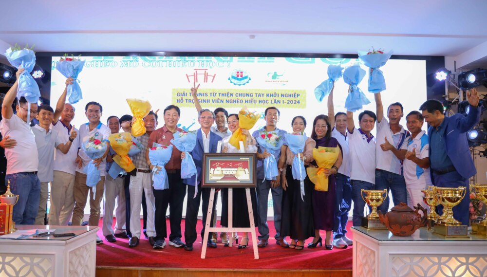 Tổng kết bế mạc giải