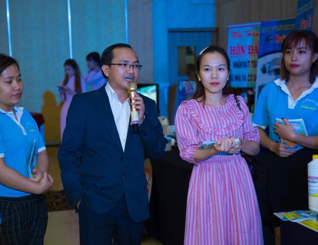 Doanh nh&acirc;n Nguyễn Đ&igrave;nh Bổn: Từ c&ocirc;ng nh&acirc;n xa qu&ecirc; đến h&agrave;nh tr&igrave;nh chuyển m&igrave;nh c&ugrave;ng SmartHome